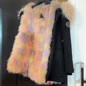 Ozlana Australia Parka/ Multicolor Fur Lining